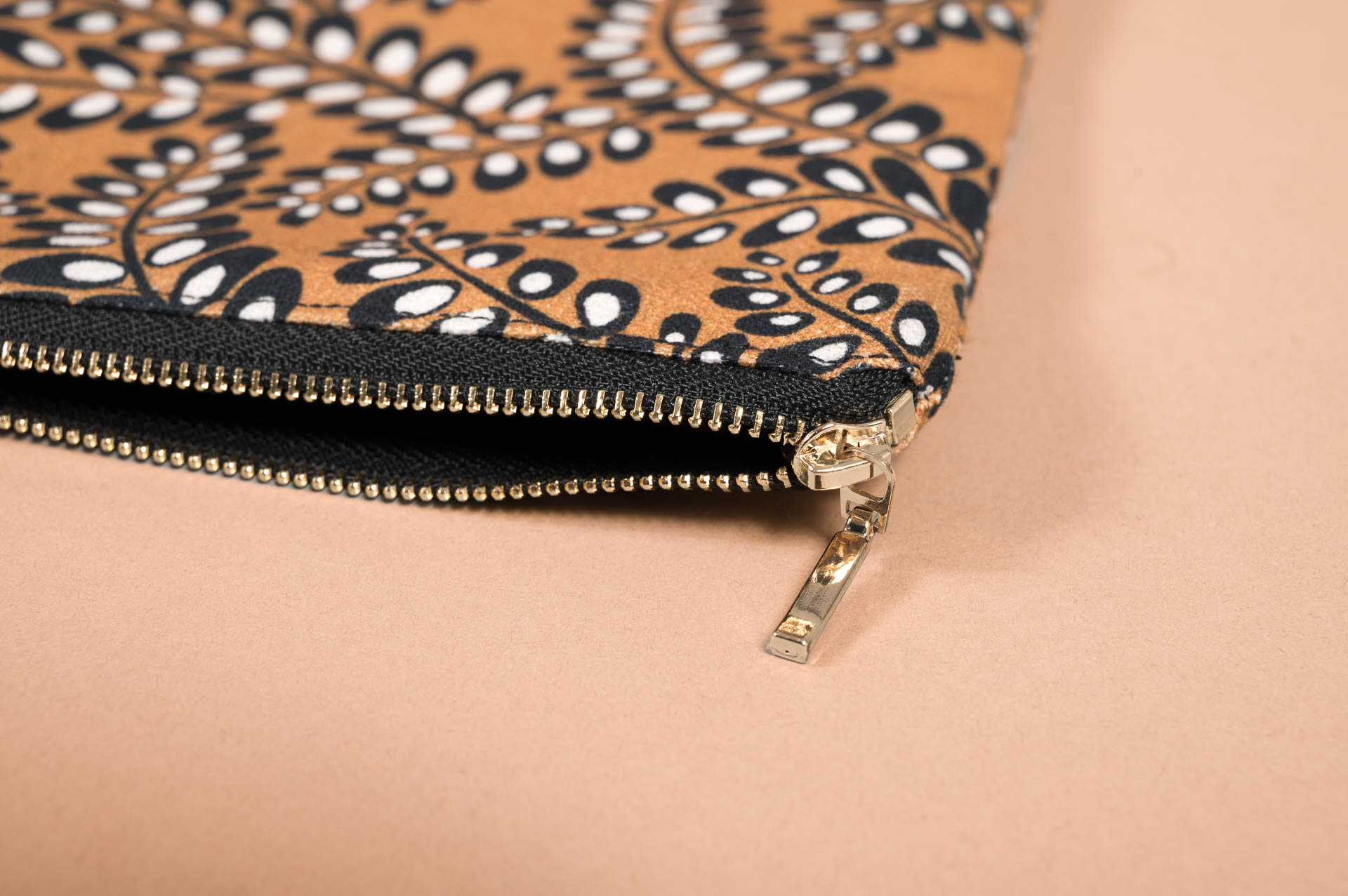 Floral Zip Pouch – Image 4