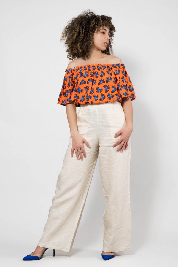 Top epaule denude orange fleurie