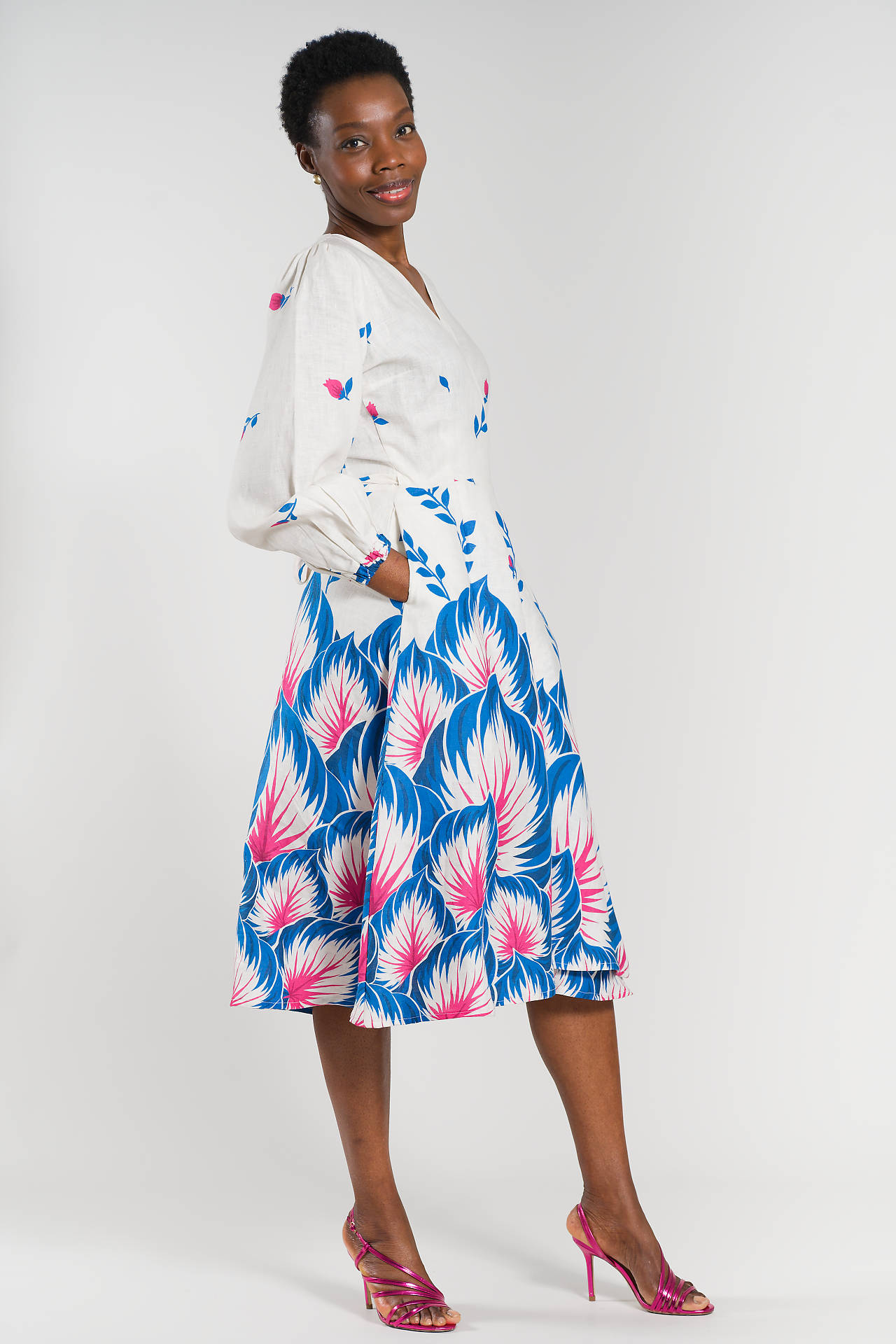 Frida linen wrap dress - Image 3