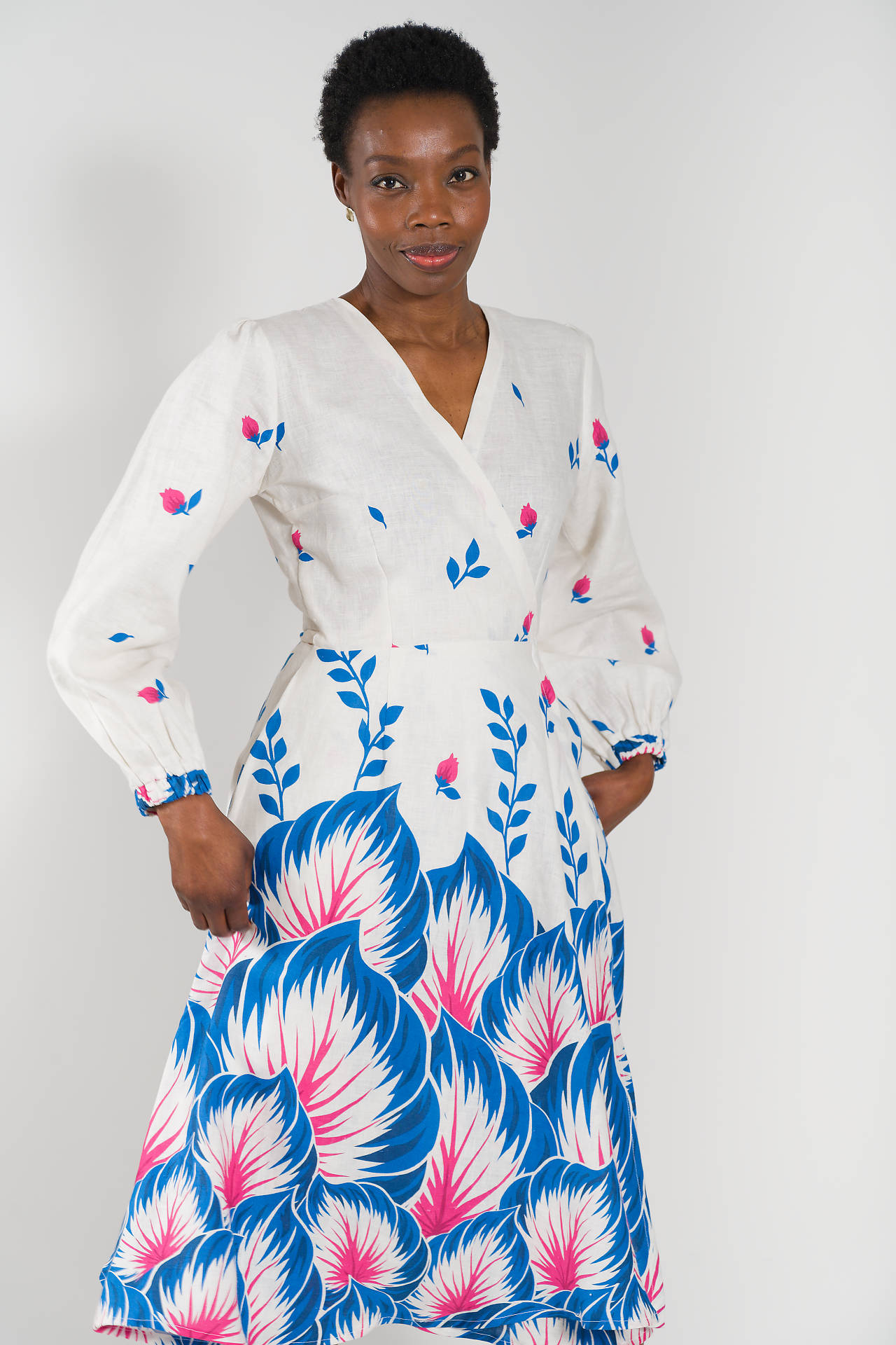 Frida linen wrap dress - Image 5